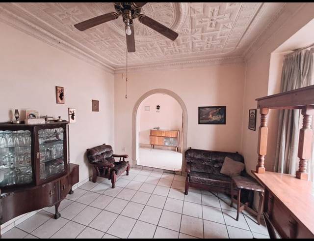 3 BEDROOM HOUSE FOR SALE IN ELSBURG